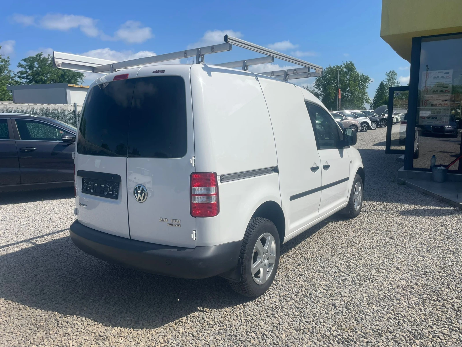 VW Caddy /4 MOTION-ITALIA, снимка 4 - Автомобили и джипове - 47377187