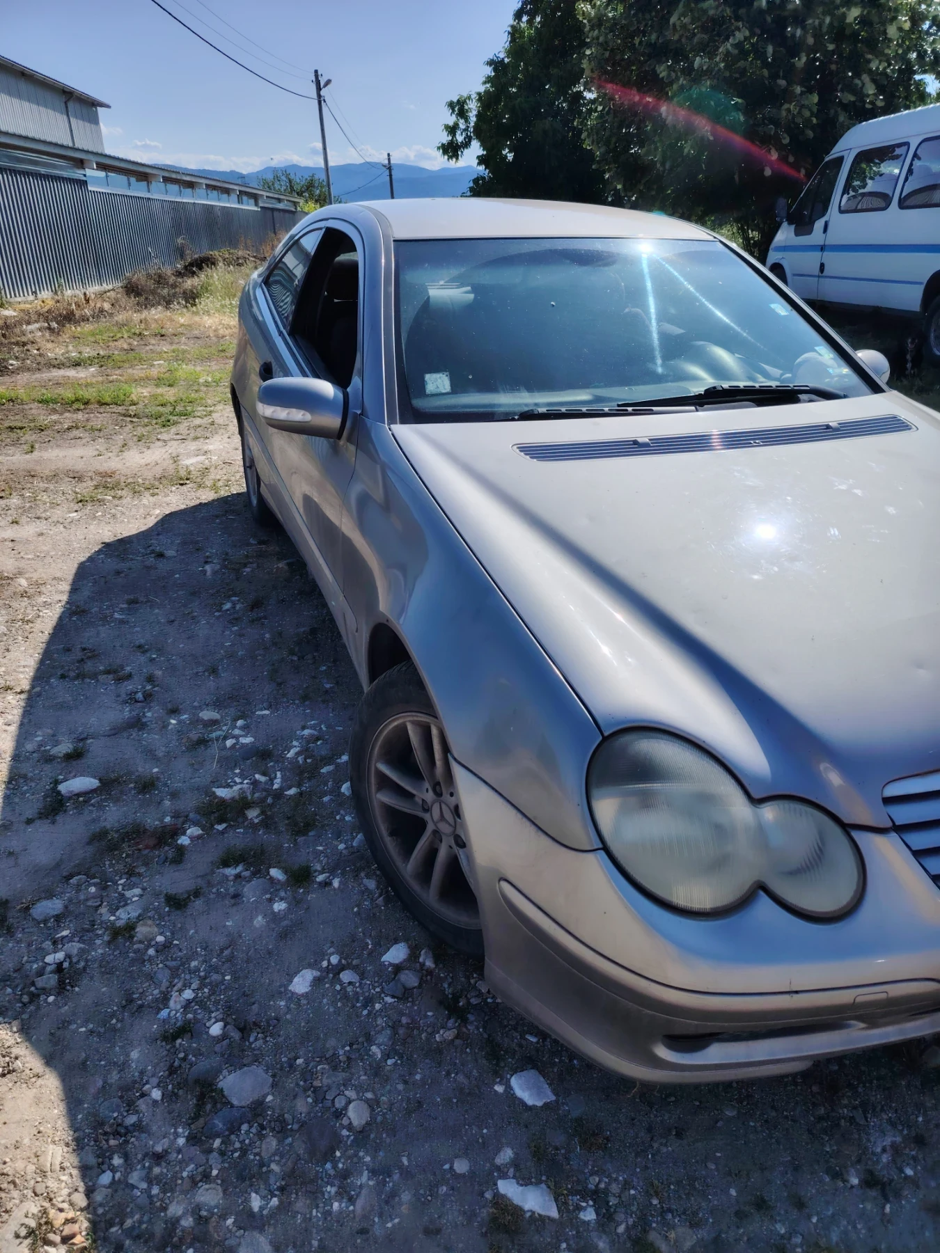 Mercedes-Benz C 220 Купе - изображение 4