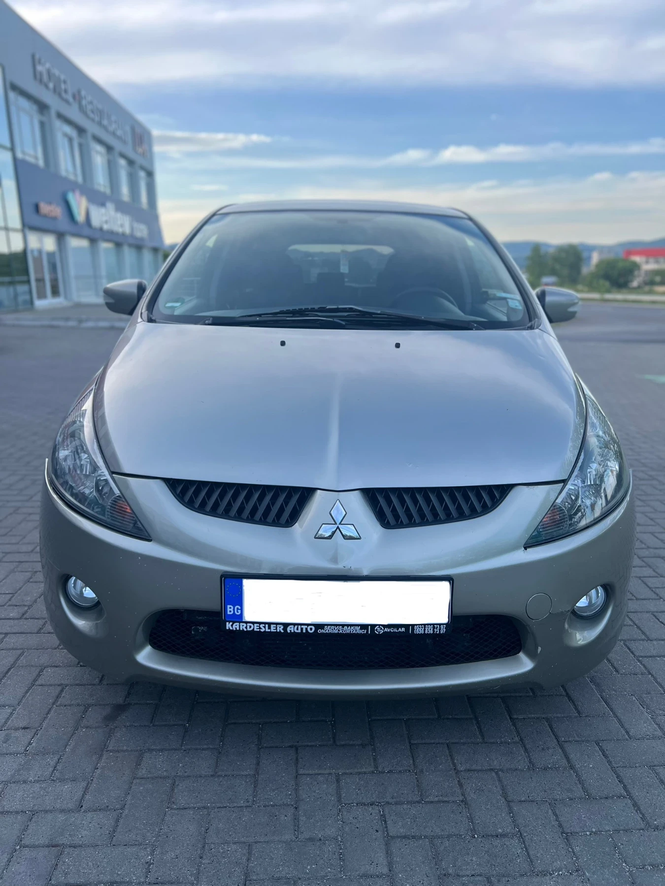 Mitsubishi Grandis 7 местен | Mobile.bg — изображение 1