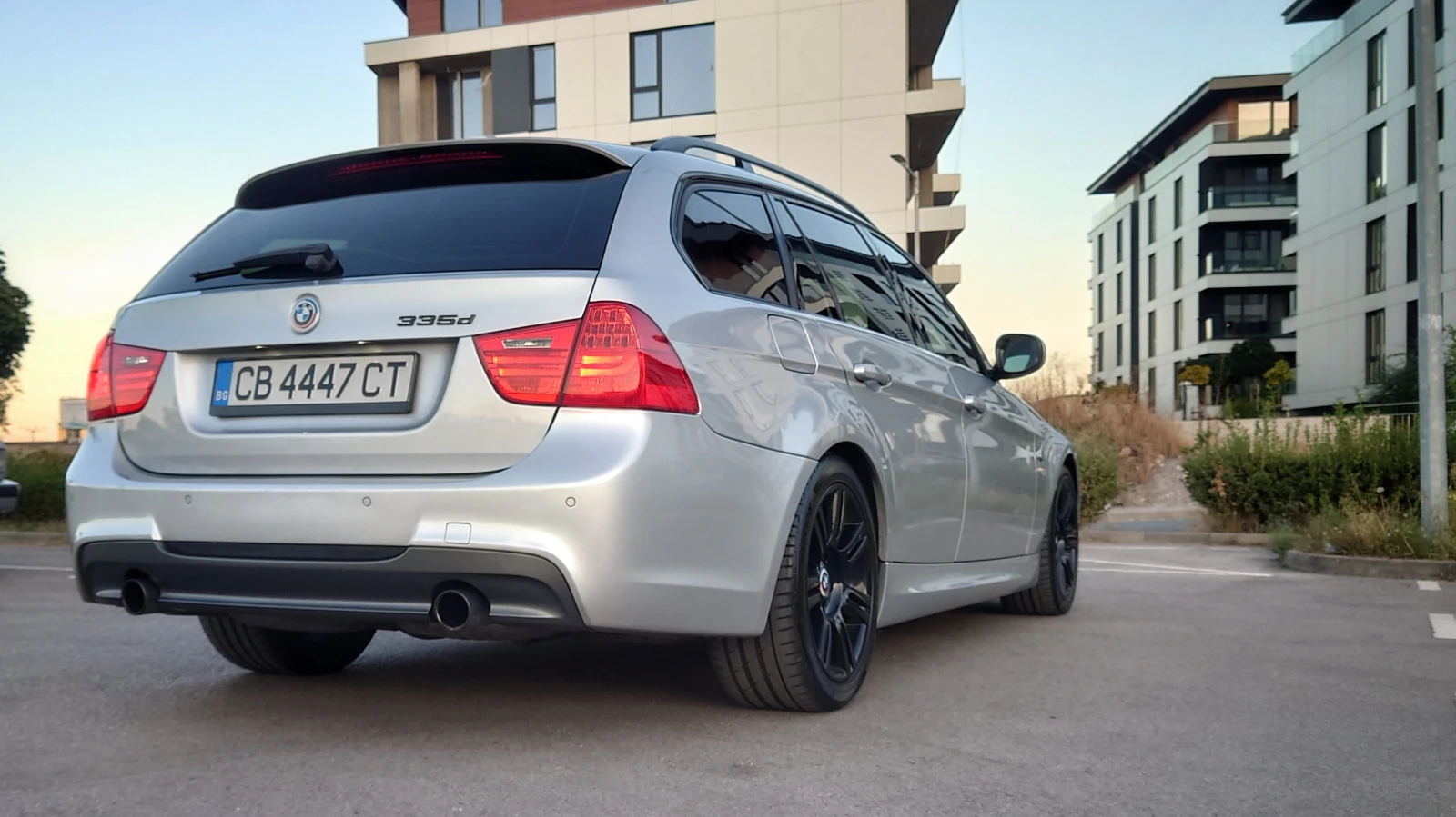 BMW 335 D, M57, M-PACK, DISTRONIC, СТОКОВ - изображение 2