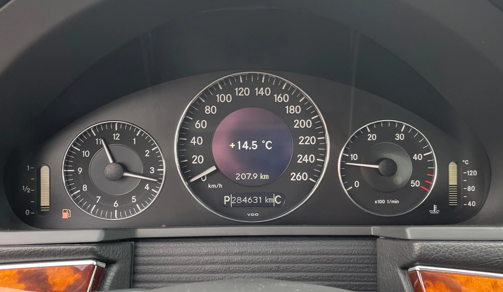 Mercedes-Benz E 220 | Mobile.bg   14