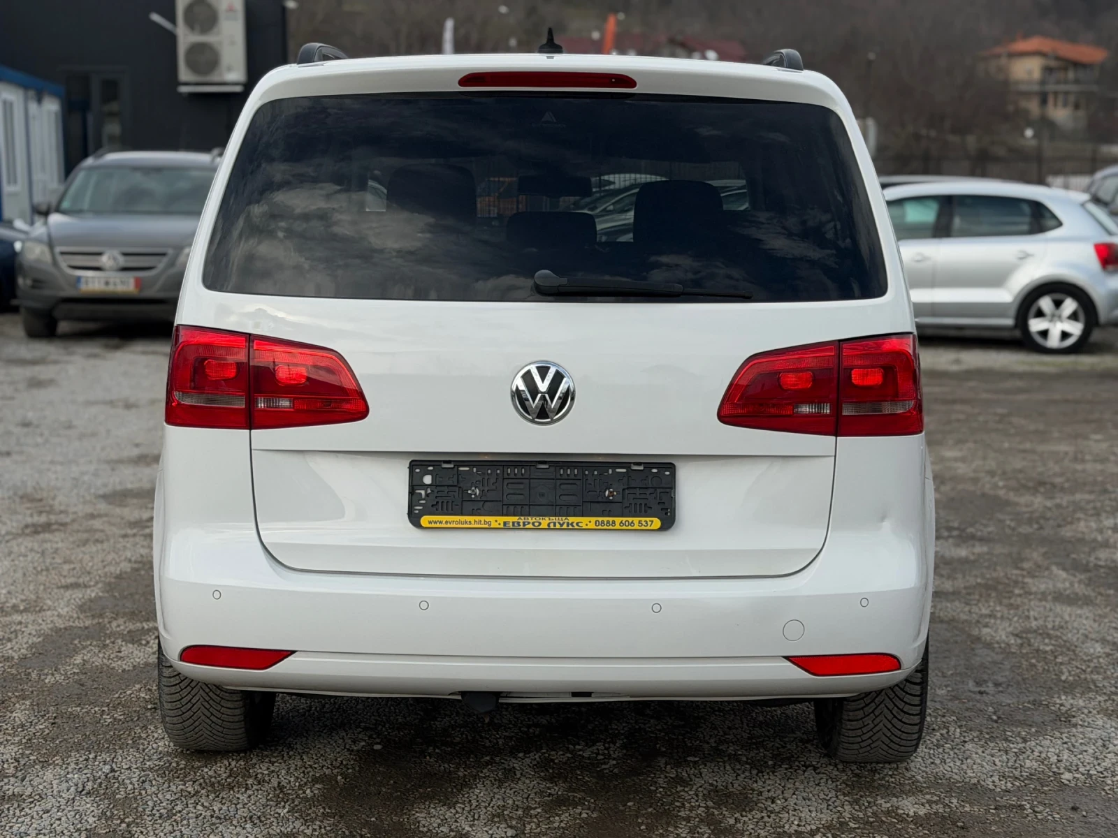 VW Touran 2.0TDI 140кс 6с 7-места НАВИ ПОДГРЕВ ПЕЧКА  - изображение 5
