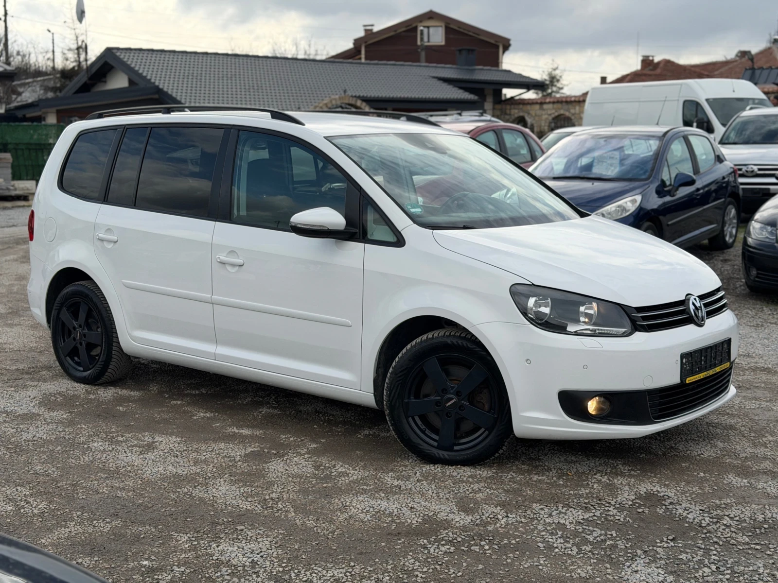 VW Touran 2.0TDI 140кс 6с 7-места НАВИ ПОДГРЕВ ПЕЧКА  - изображение 7