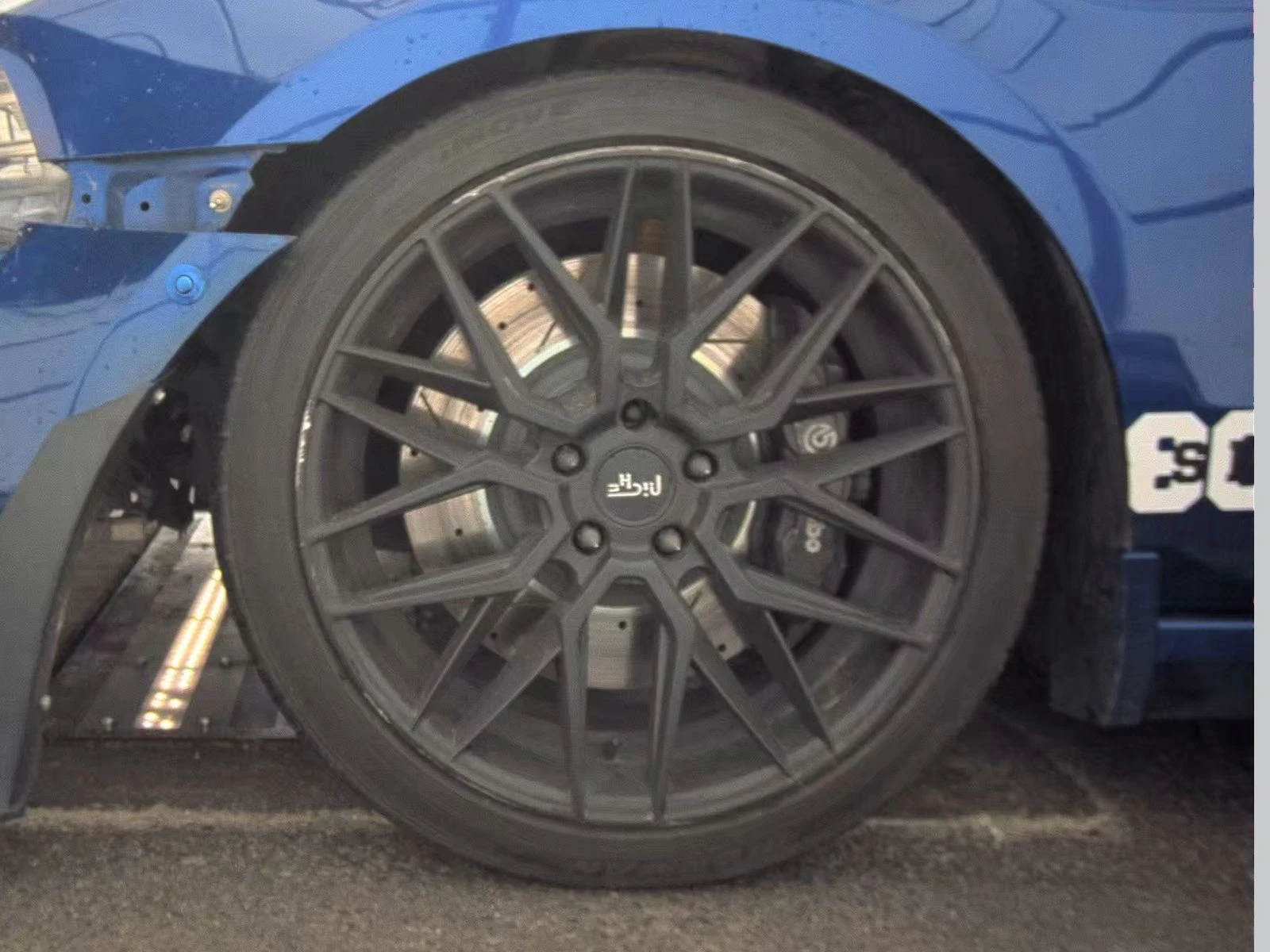 Ford Mustang GT500 Coupe, снимка 16 - Автомобили и джипове - 54047349