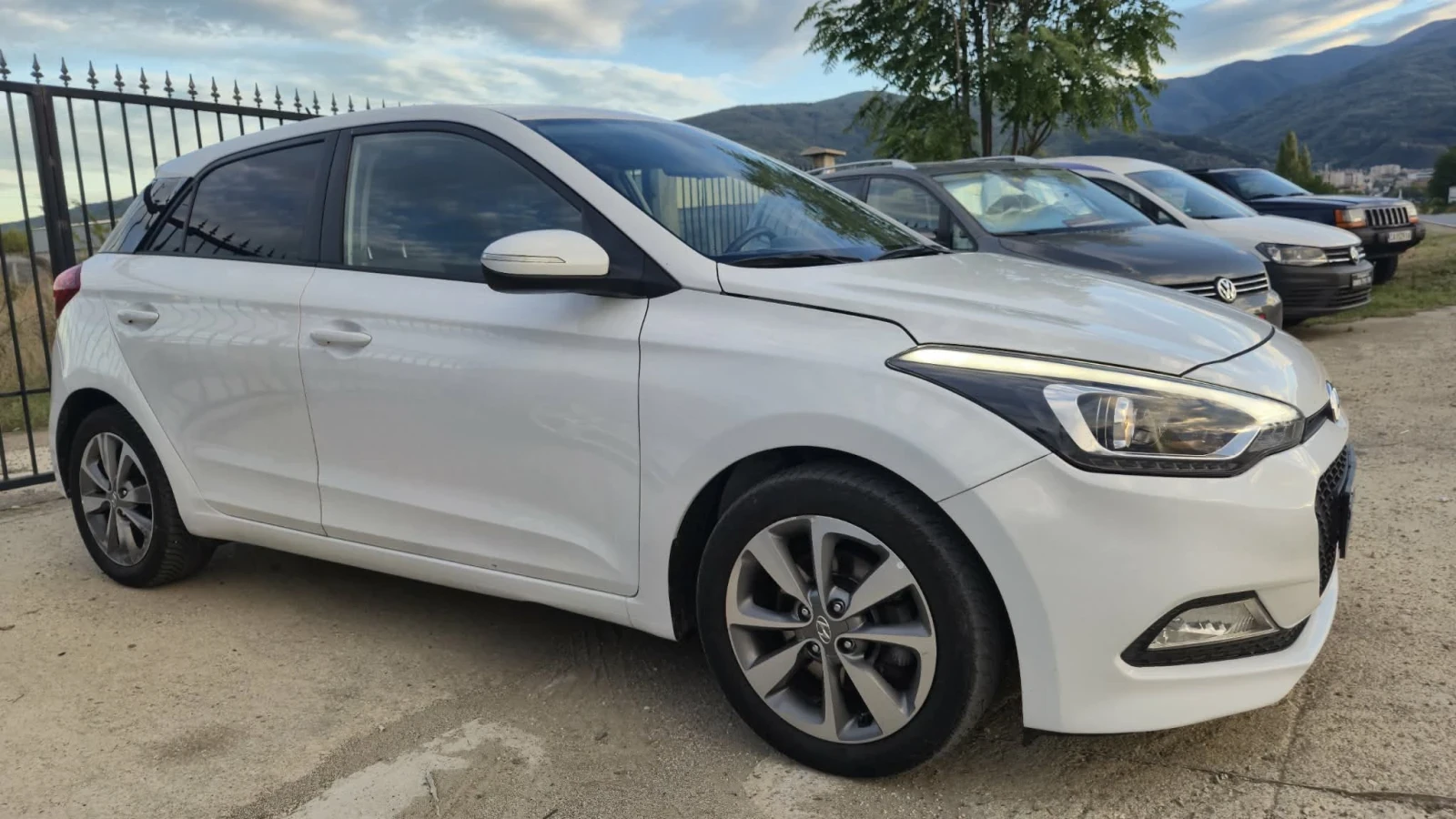Hyundai I20 1.1 CRDI, снимка 4 - Автомобили и джипове - 54168365