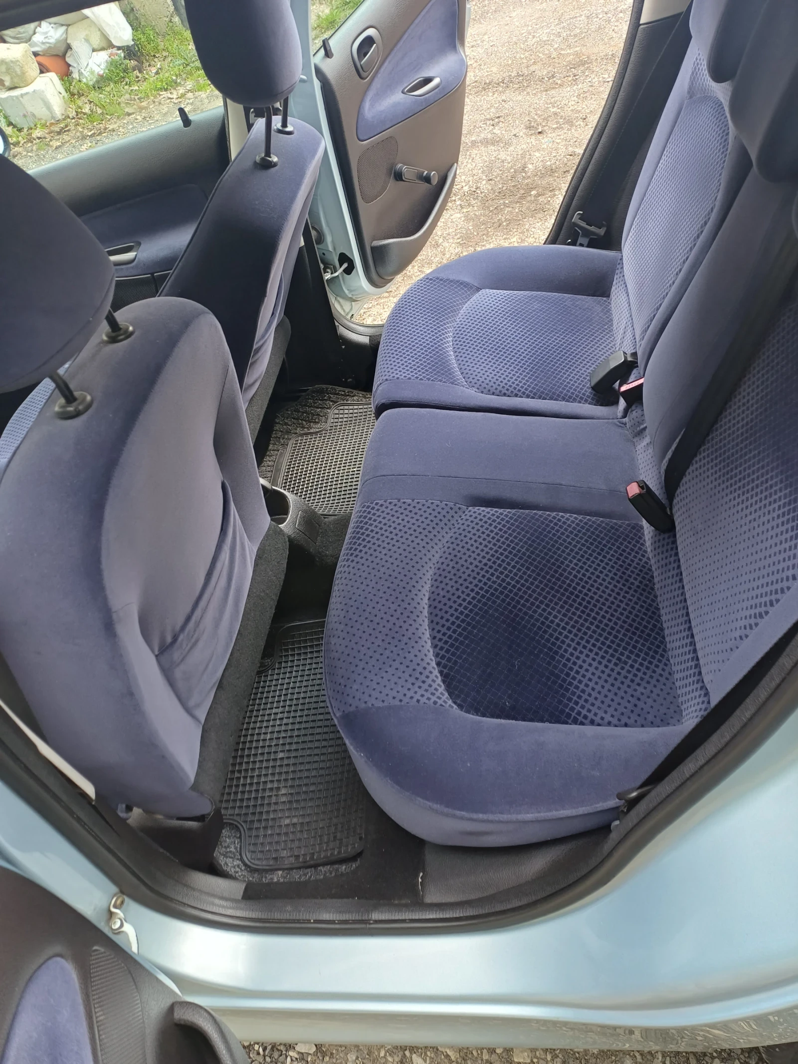 Peugeot 206, снимка 8 - Автомобили и джипове - 54236670