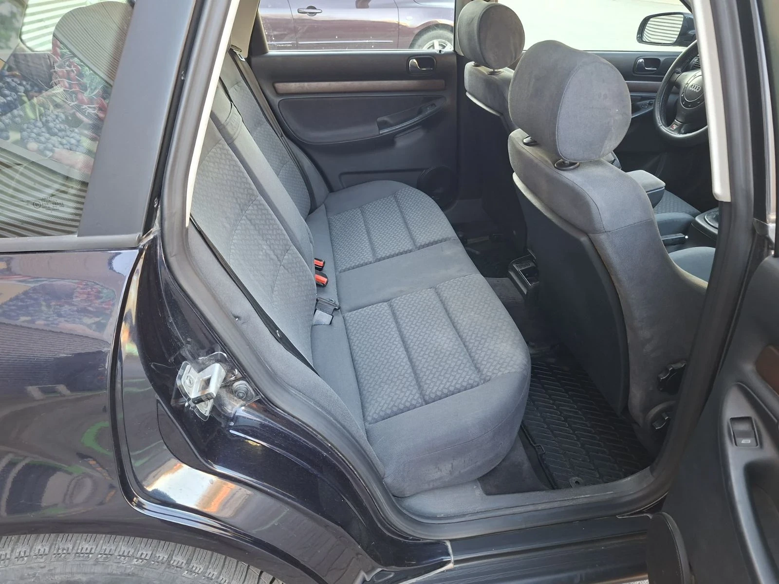 Audi A4 avant, снимка 10 - Автомобили и джипове - 54495952