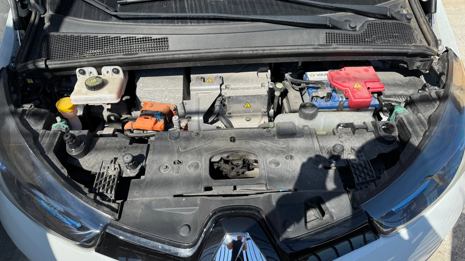Renault Zoe Q210 Zen 22KWh, снимка 11 - Автомобили и джипове - 54567901