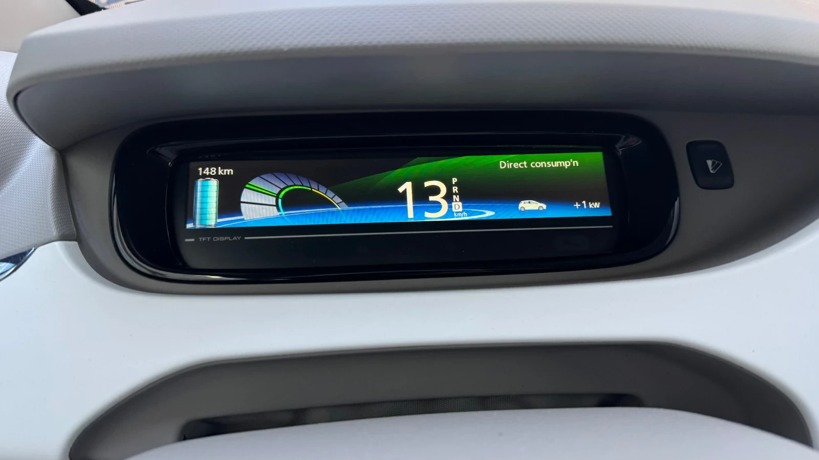Renault Zoe Q210 Zen 22KWh, снимка 6 - Автомобили и джипове - 54567901