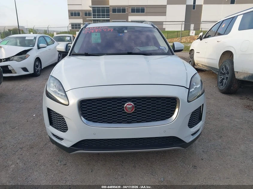 Jaguar E-pace 2.0l P250 Awd Automatic, снимка 13 - Автомобили и джипове - 54759514