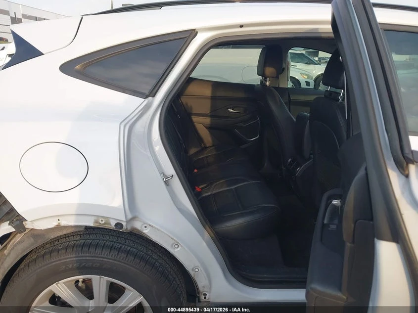 Jaguar E-pace 2.0l P250 Awd Automatic, снимка 8 - Автомобили и джипове - 54759514