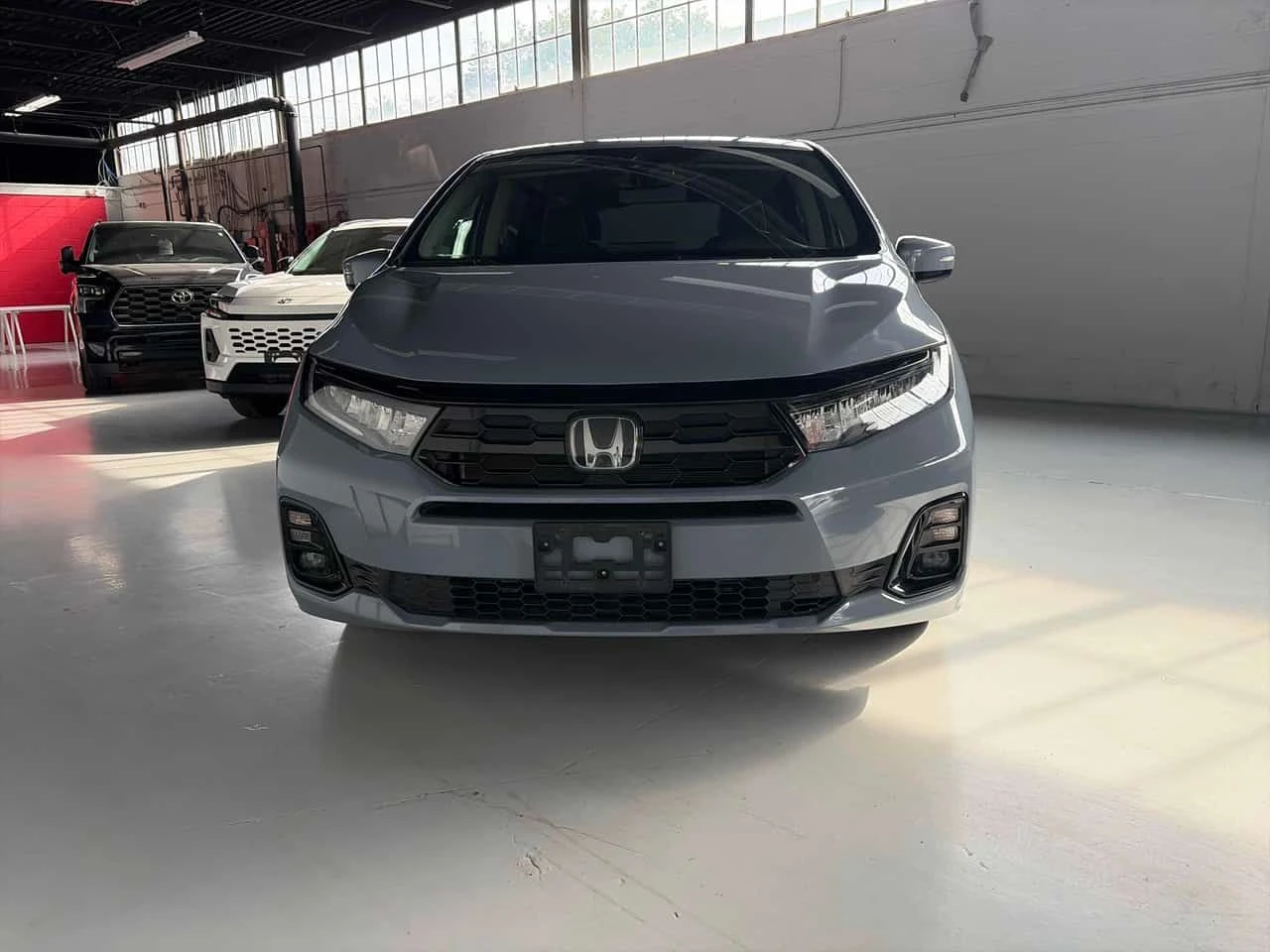 Honda Odyssey Touring| 2 КЛЮЧА| CARFAX| АВТОКРЕДИТ, снимка 2 - Автомобили и джипове - 54859767