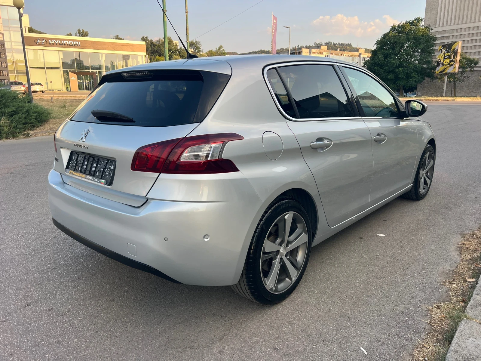 Peugeot 308 1.6/ALLURE/NAVI/PANORAMA, снимка 8 - Автомобили и джипове - 55796639