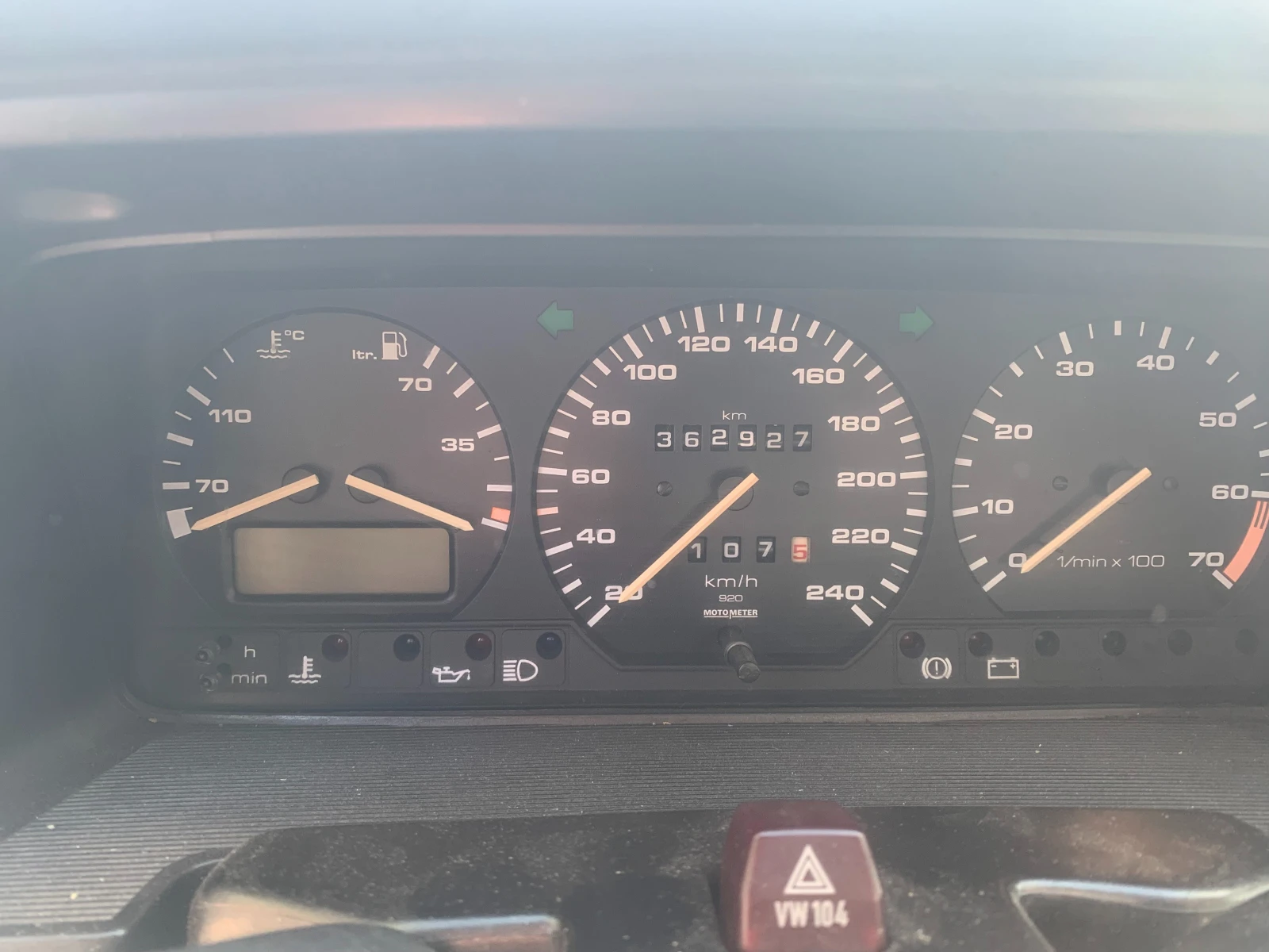 VW Passat, снимка 3 - Автомобили и джипове - 55995917