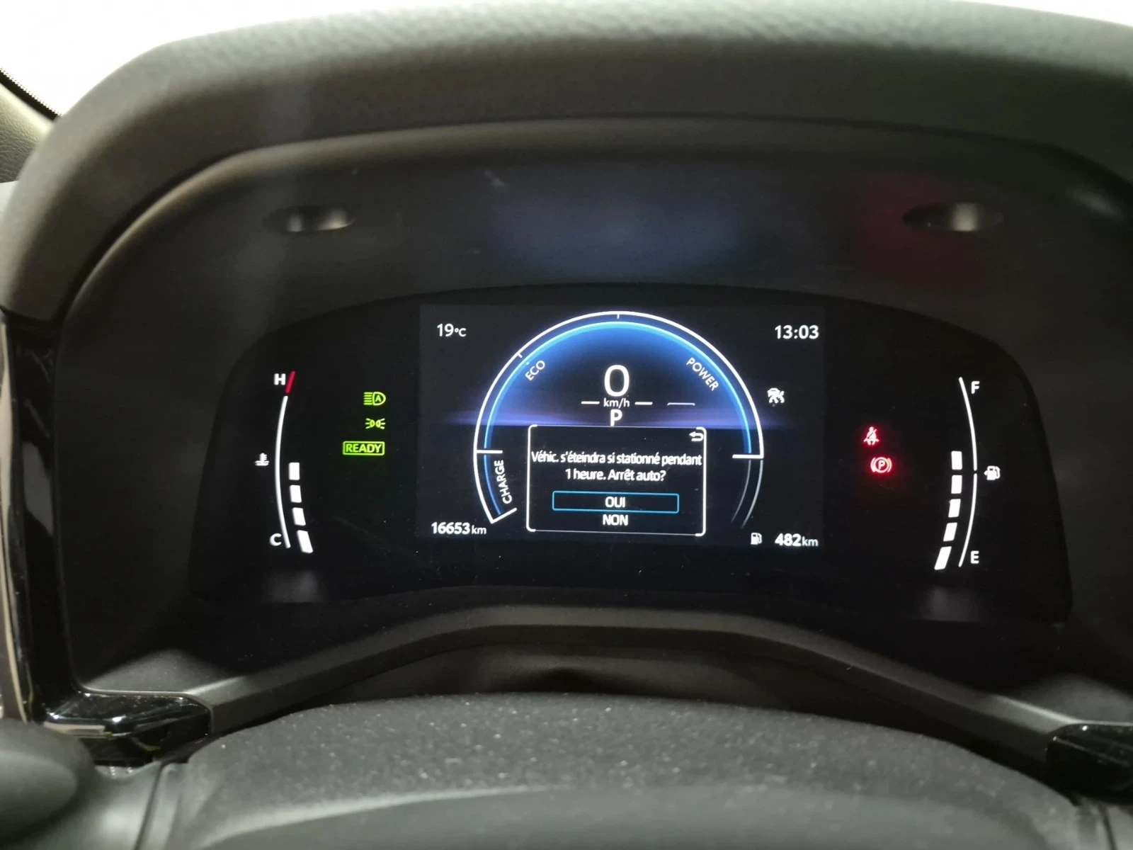 Toyota Camry * HYBRID SE UPGRADE * AWD * CARFAX * , снимка 9 - Автомобили и джипове - 56004343