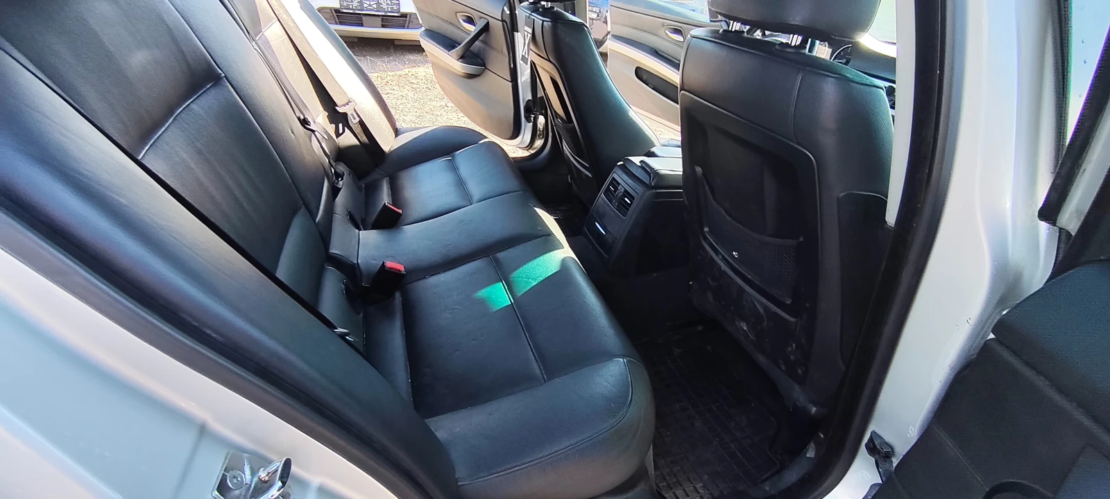 BMW 320 Газ Автоматик 2.0-150к.с. 2006г, снимка 11 - Автомобили и джипове - 56136641