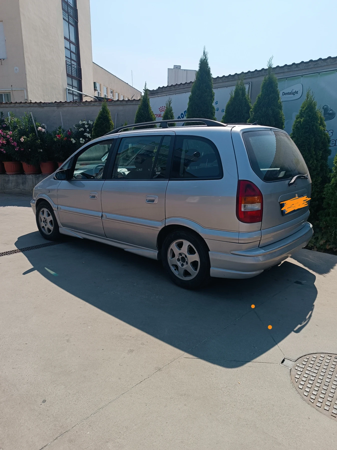Opel Zafira, снимка 2 - Автомобили и джипове - 56139701