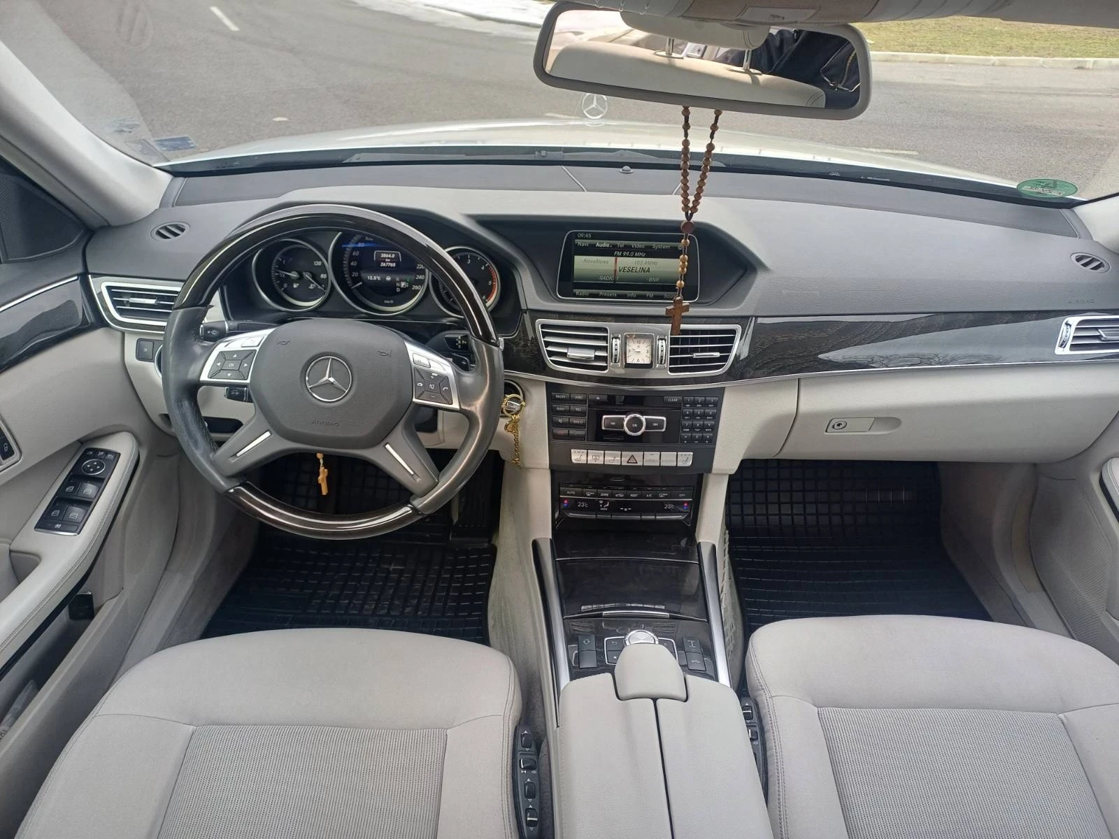 Mercedes-Benz E 300 3.0CDI, снимка 9 - Автомобили и джипове - 56303851