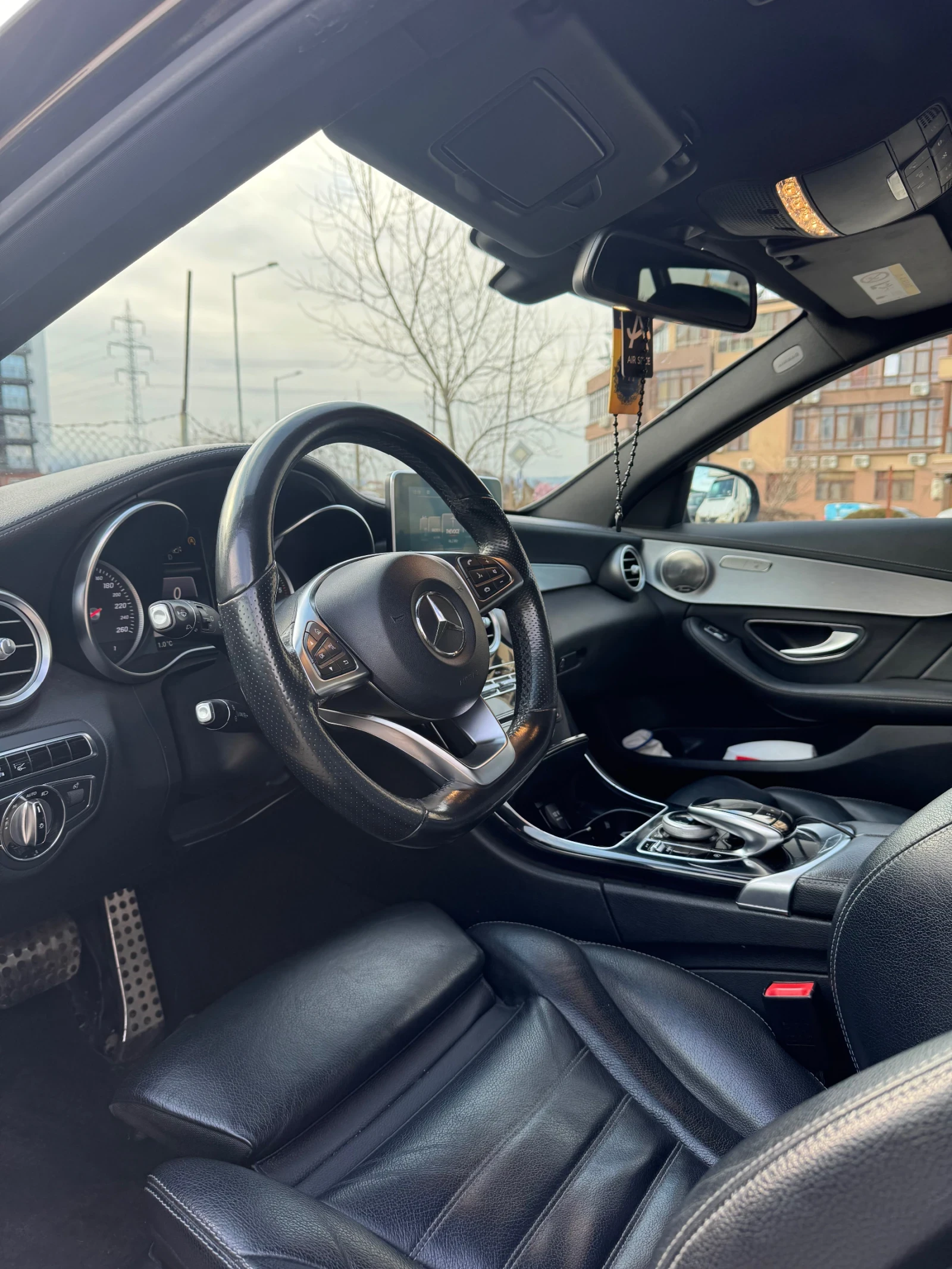 Mercedes-Benz C 220, снимка 4 - Автомобили и джипове - 56532768