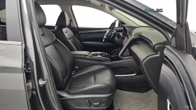 Hyundai Tucson 2.0 4WD PREMIUM* КОЖА* ОБДУХВ* НАВИ* КАМЕРА, снимка 9