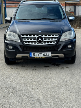 Mercedes-Benz ML 300, снимка 1 - Автомобили и джипове - 44773093