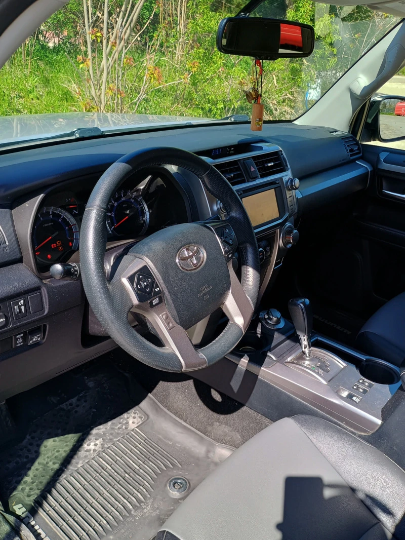 Toyota 4runner SR5 4.0 270кс, снимка 5 - Автомобили и джипове - 47381443