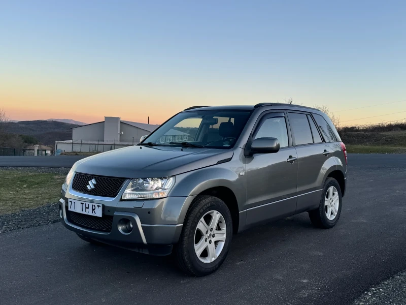 Suzuki Grand vitara АВТОМАТ/FULL, снимка 1 - Автомобили и джипове - 49432766