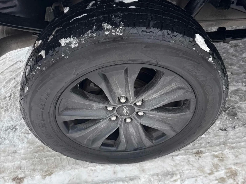 Ford F150 * 4WD SuperCrew 5.5' Box * CARFAX * БЕЗ ПЪРВОН, снимка 7 - Автомобили и джипове - 53079413