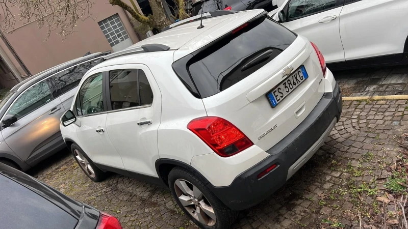 Chevrolet Trax 1.7 цдтй 6 ск., снимка 2 - Автомобили и джипове - 53210498