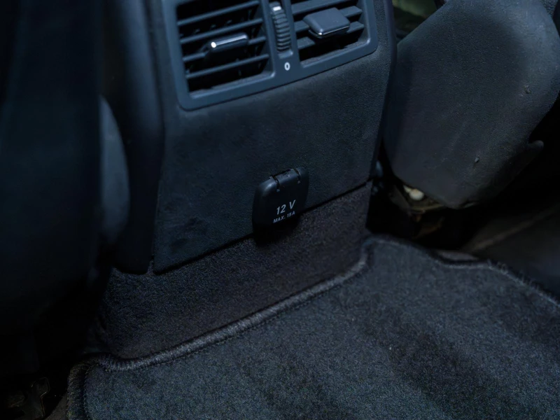 Mercedes-Benz G 55 AMG Бронирана Б-6 + Подгрев* Камера* 3xTV* Carbon* , снимка 14 - Автомобили и джипове - 53373457