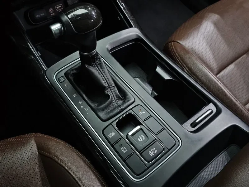 Kia Sorento DIESEL 2.0 2WD NOBLESSE, снимка 9 - Автомобили и джипове - 55261642