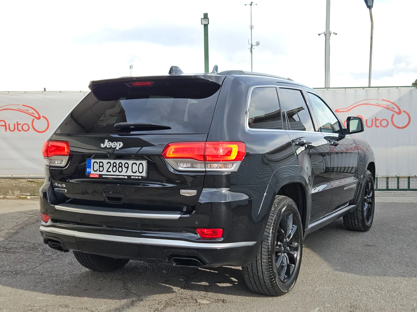 Jeep Grand cherokee 3.0D/SUMMIT/250k.c/8ск/LED/ACC/NAVI/БЛУТУТ/EU6/ТОП - изображение 3
