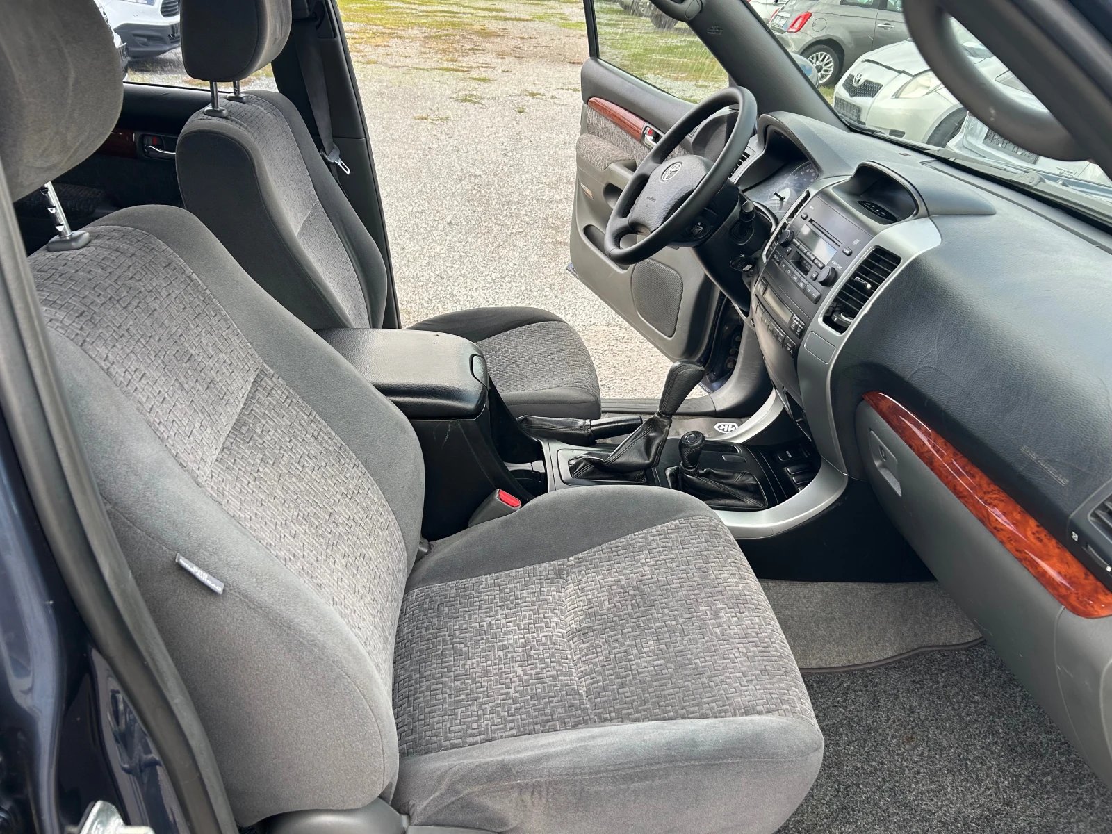 Toyota Land cruiser 3.0D-4d - изображение 10