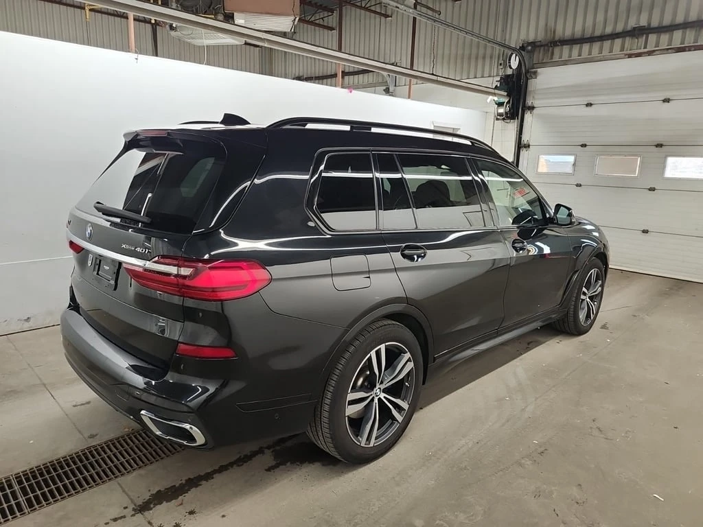 BMW X7 2022 xDrive40i * CARFAX * БЕЗ ПЪРВОНАЧАЛНА ВНОСКА - изображение 3