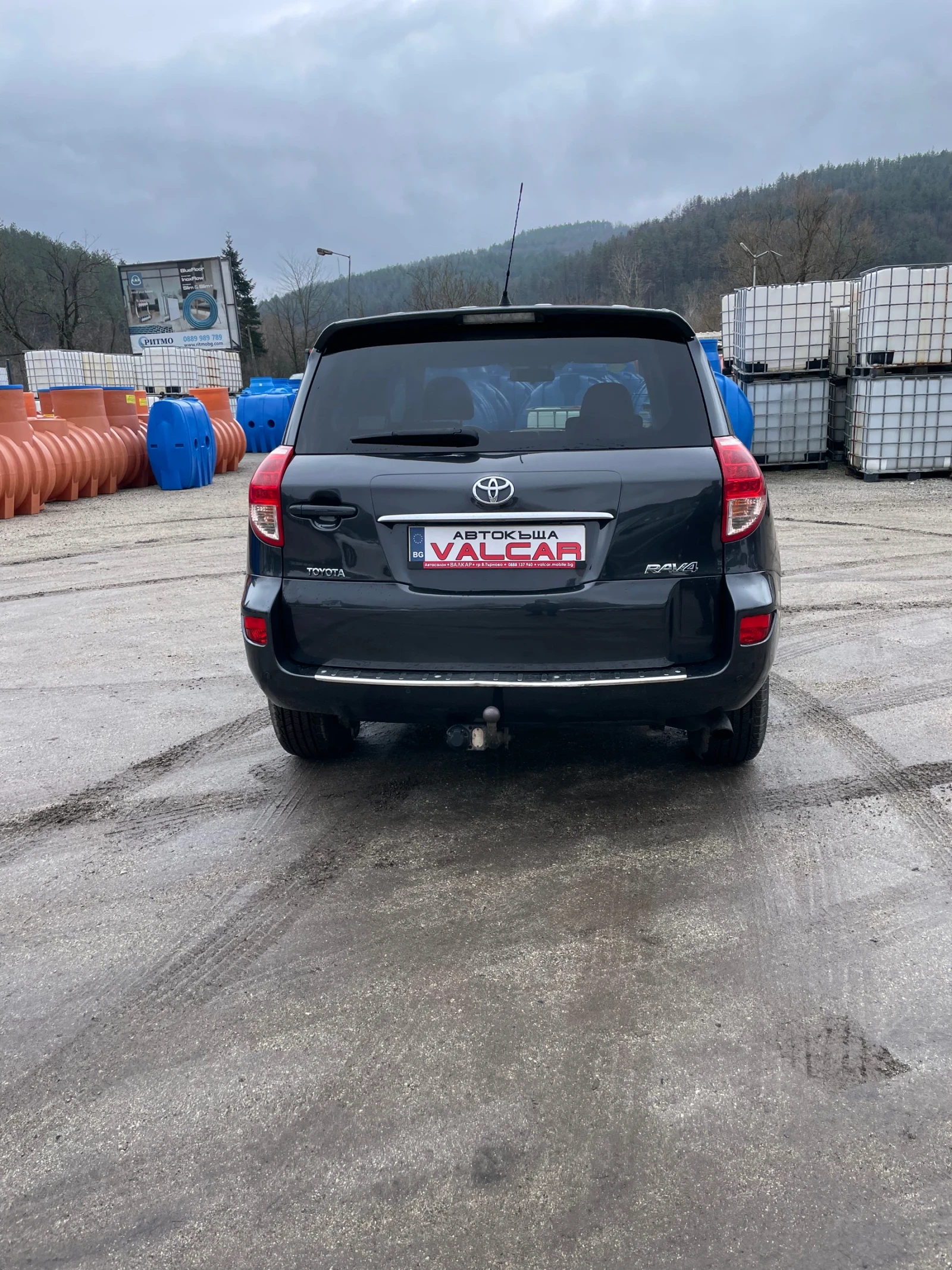 Toyota Rav4 2.2 D4D 136 к.с - изображение 3