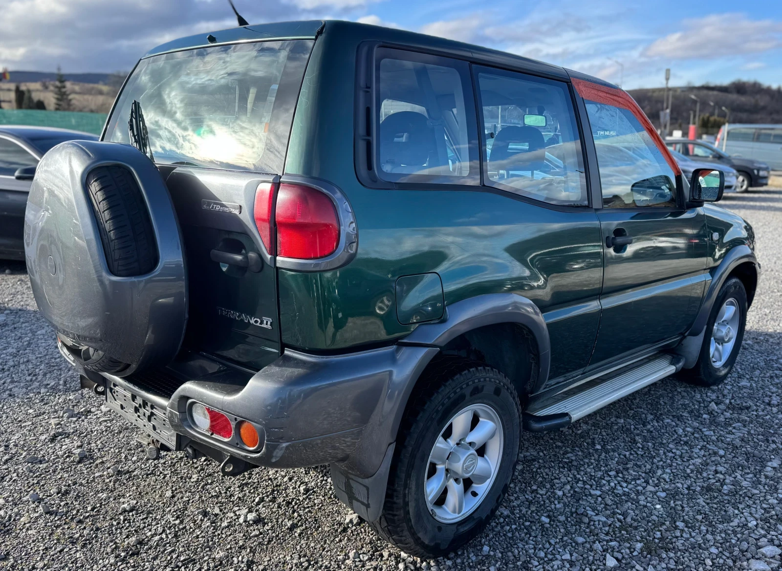 Nissan Terrano 2.7TDI 125k.c - изображение 5