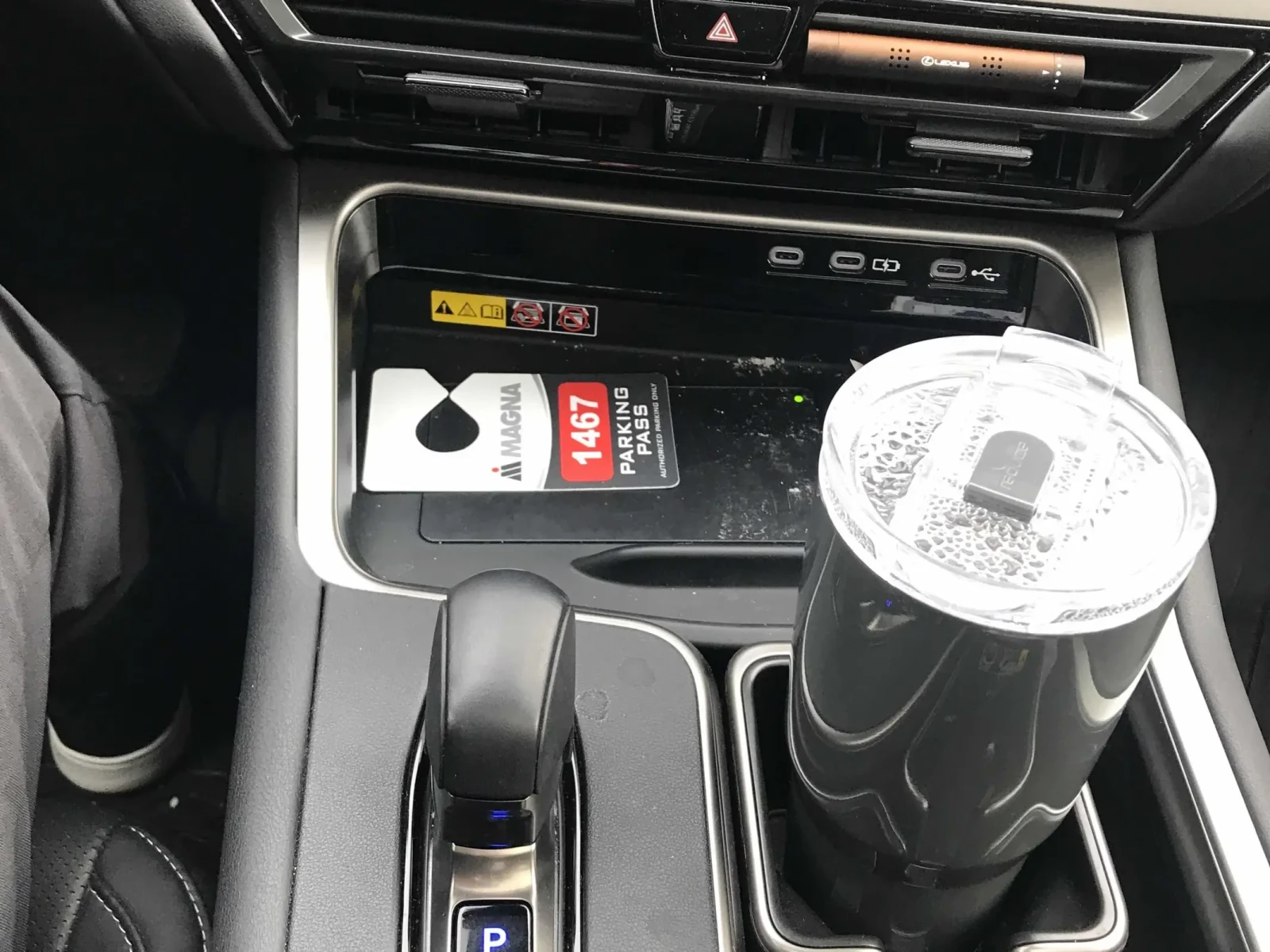 Lexus TX 350 ТОП Състояние * * CARFAX * * АВТО КРЕДИТ * * , снимка 11 - Автомобили и джипове - 54155929