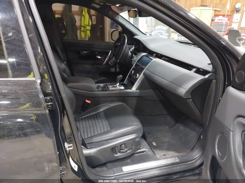 Land Rover Discovery 2.0l Sport Se, снимка 5 - Автомобили и джипове - 54351416