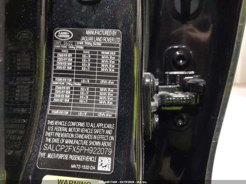 Land Rover Discovery 2.0l Sport Se, снимка 9 - Автомобили и джипове - 54351416