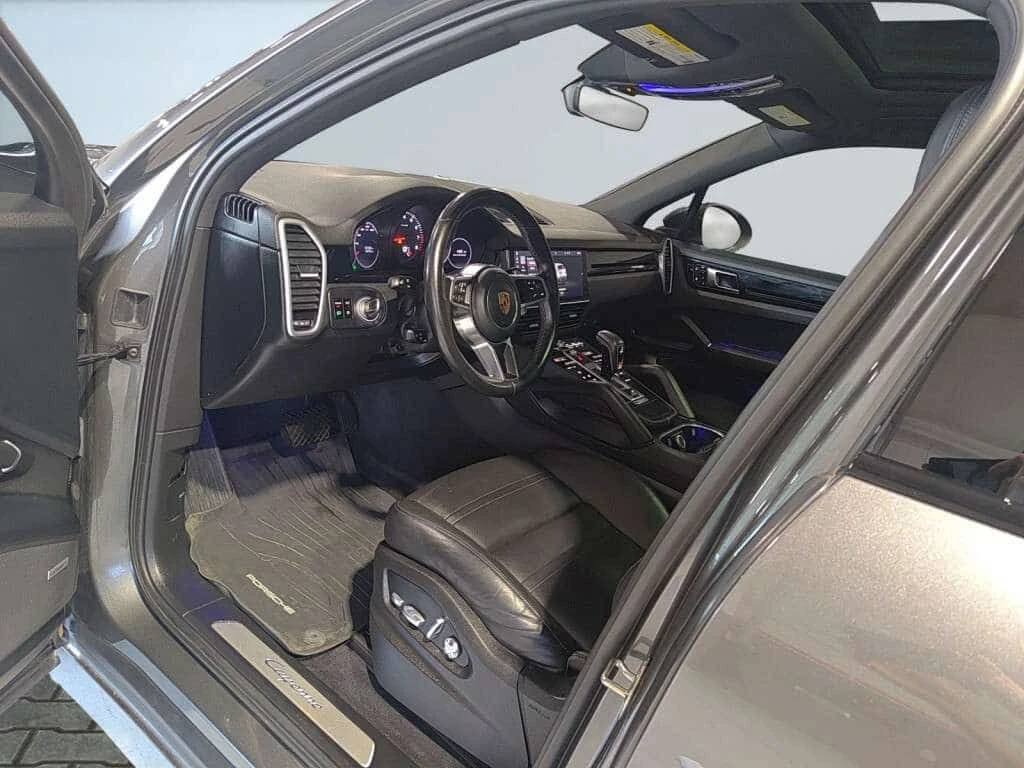 Porsche Cayenne * Premium Spec AWD | Panoramic Roof | Black * CARF, снимка 9 - Автомобили и джипове - 54903170
