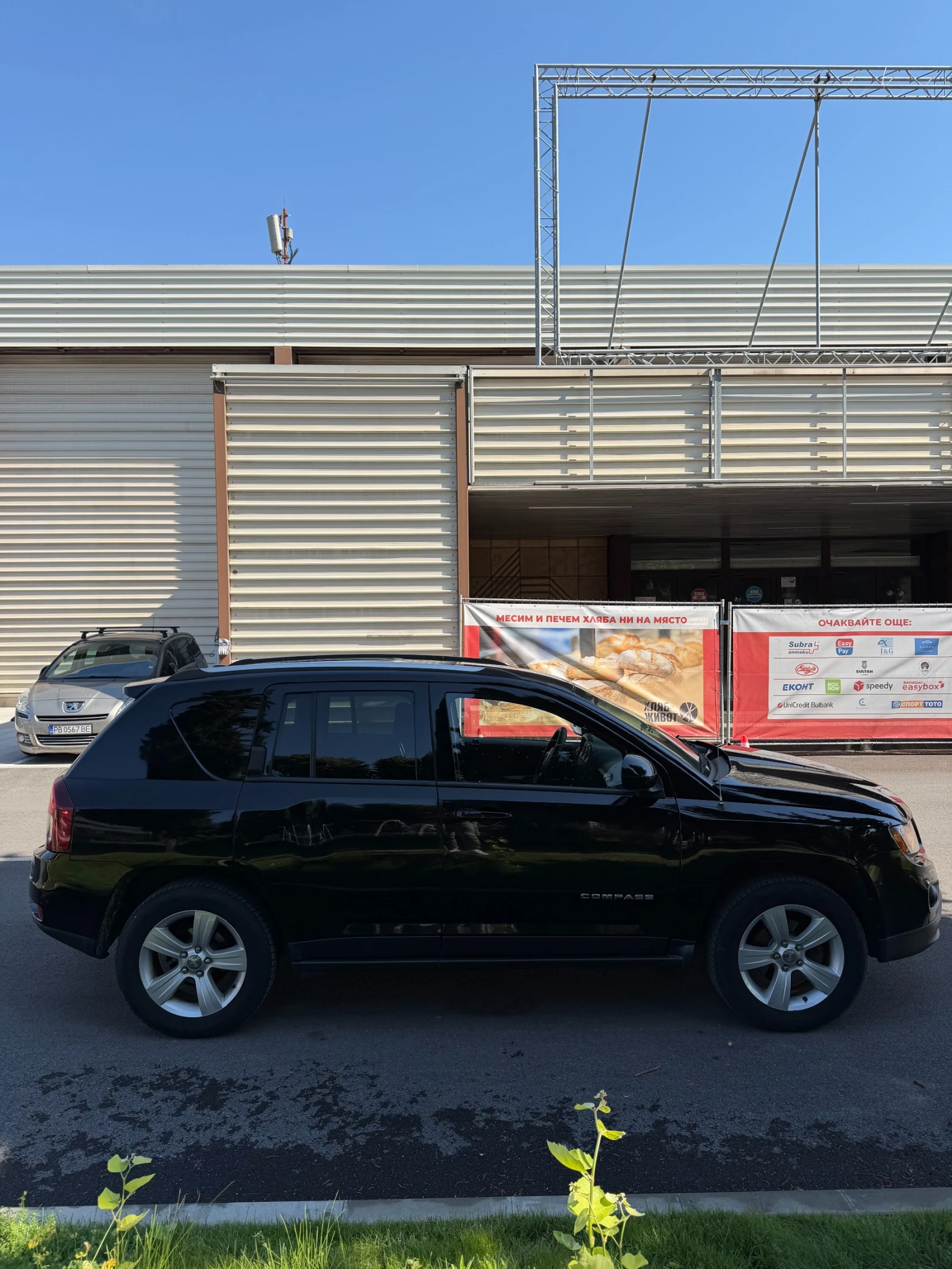 Jeep Compass, снимка 4 - Автомобили и джипове - 54995616