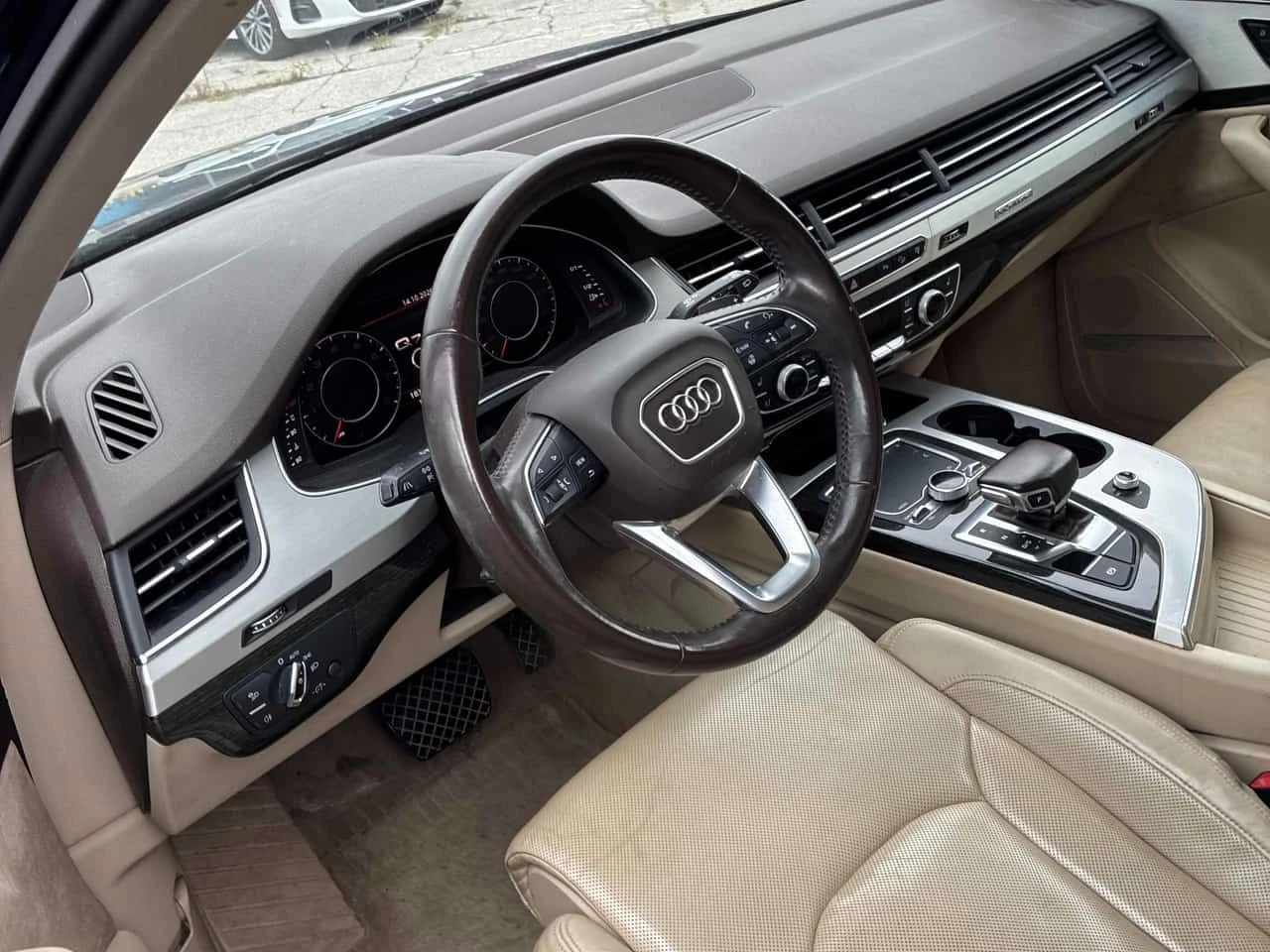 Audi Q7 Technik | CARFAX | ������ ���������������� �� AUDI | Mobile.bg � ����������� 7
