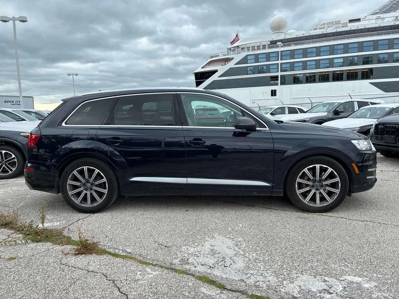 Audi Q7 Technik | CARFAX | ������ ���������������� �� AUDI | Mobile.bg � ����������� 4