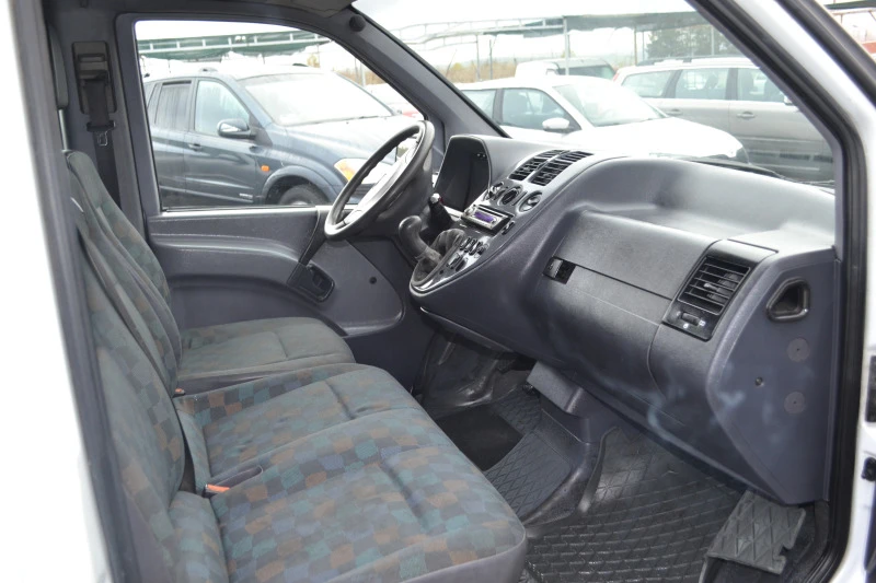 Mercedes-Benz Vito 2.2CDI, снимка 9 - Бусове и автобуси - 46355255