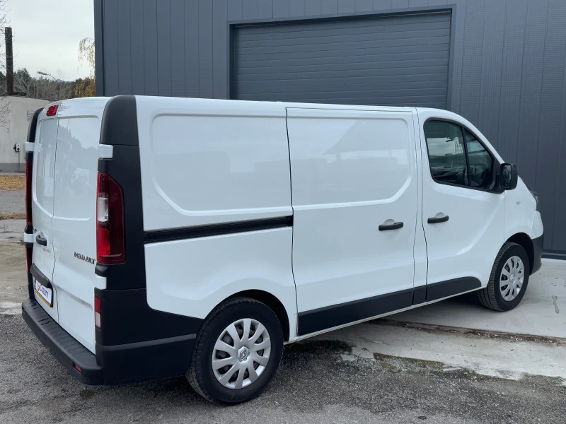 Renault Trafic 1.6 dci, снимка 6 - Бусове и автобуси - 52718063