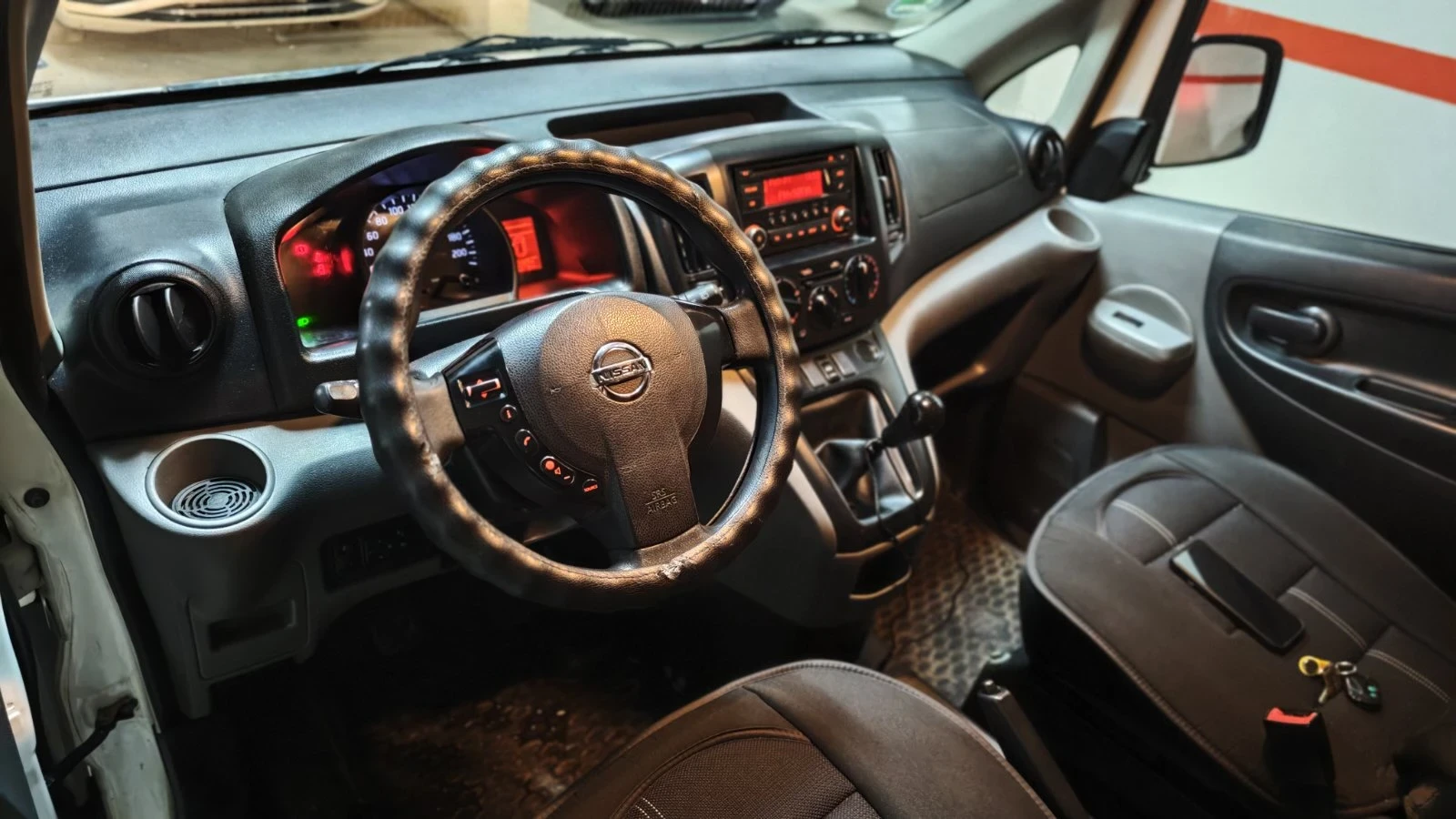 Nissan NV200  - изображение 9