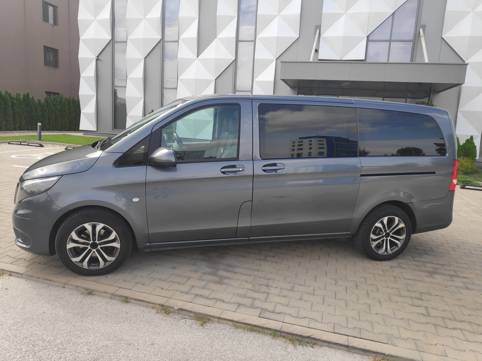 Mercedes-Benz Vito Tourer 8+ 1 | Mobile.bg   2