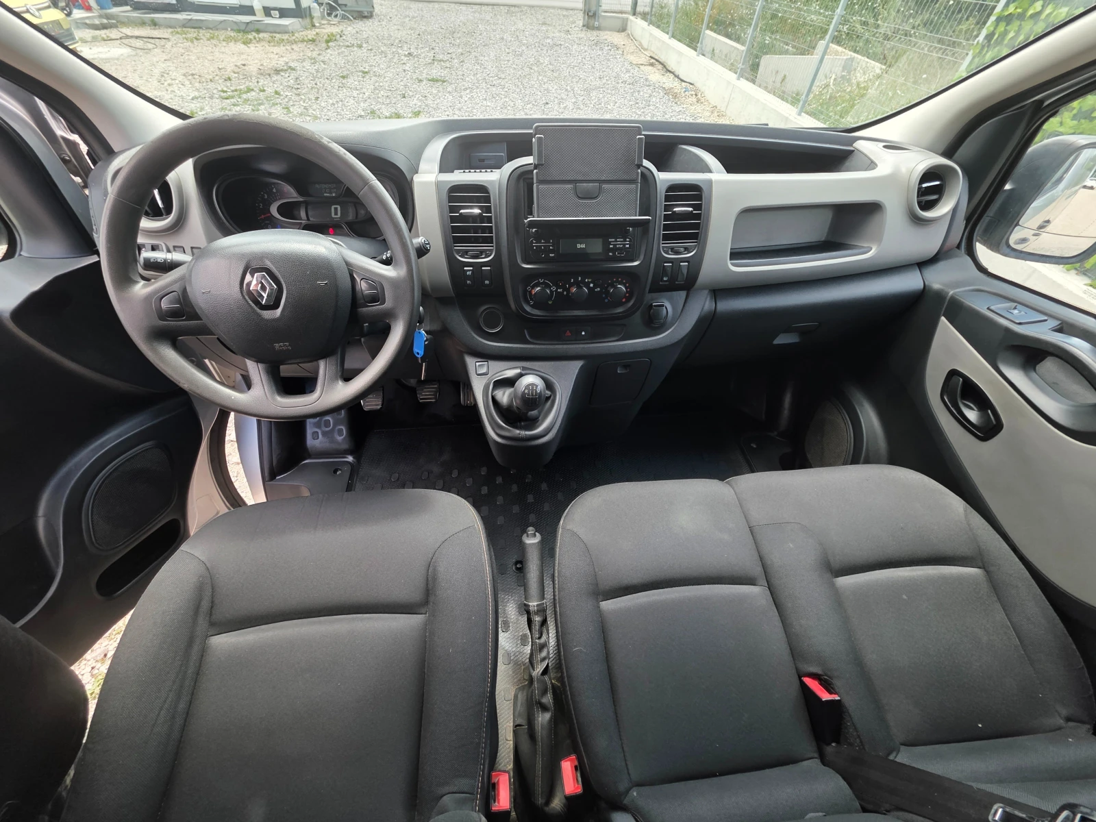 Renault Trafic III-T27-1.6 DCI-125hp, снимка 7 - Бусове и автобуси - 56252691