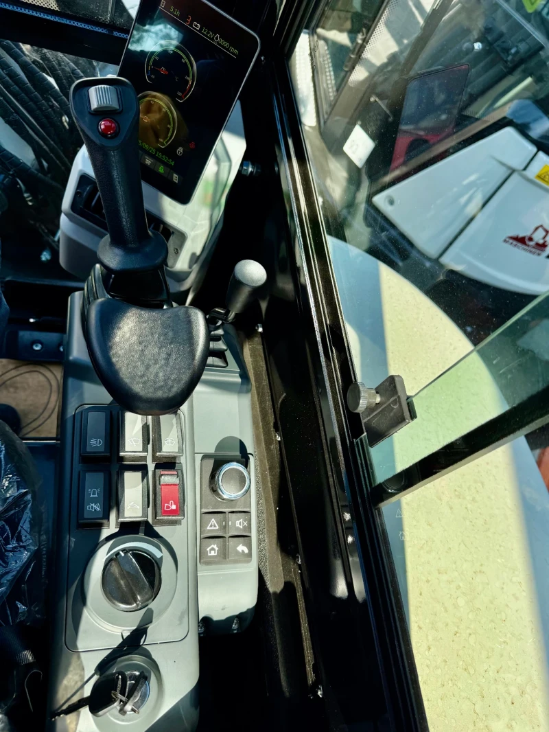 Багер Becker BY37 BECKER B-38, снимка 10 - Индустриална техника - 51840132