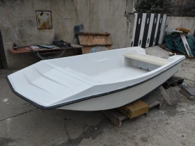 Лодка Ally Fiart тримаран